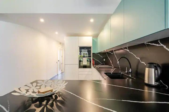 Scarlet'S Place - 1 Bed Victory Village Quinta Do Lago - Beach, Nature, Lakes Exteriör bild
